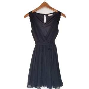 LUSH | Sleeveless Cocktail Ruffled V-neck dress black size XSMALL